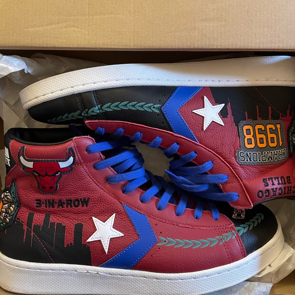 Chicago Bulls Limited Edition Converse Size 12